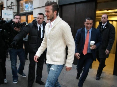 David Beckham arriva da H&M 03