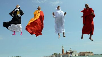 Biennale: Li Wei, 5 foto volo su Venezia04