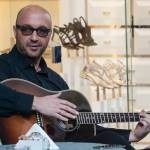 MasterChef: Joe Bastianich suona la chitarra11