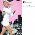 One Love Manchester, Katy Perry: abito con foto delle vittime