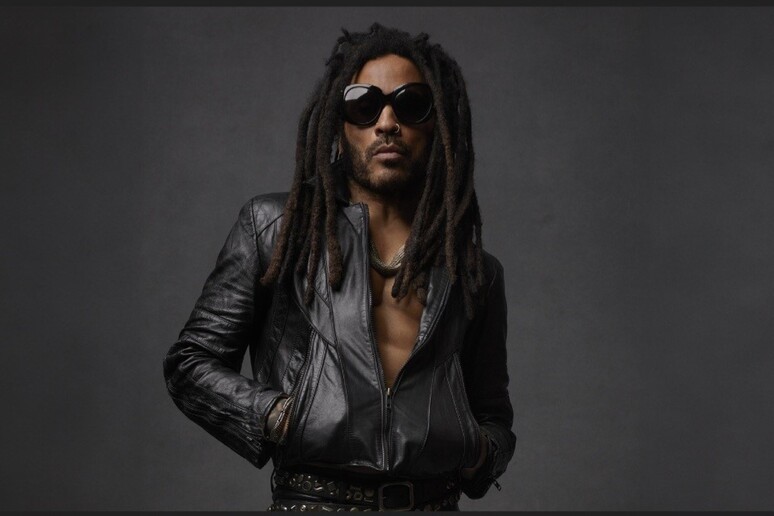 Lenny Kravitz torna in Italia Blue Electric Light Tour a Luglio 2024